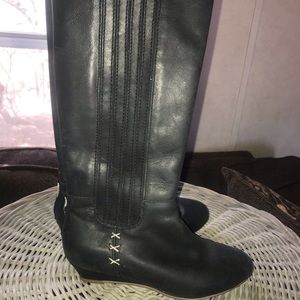 Beautiful reef boots leather upper